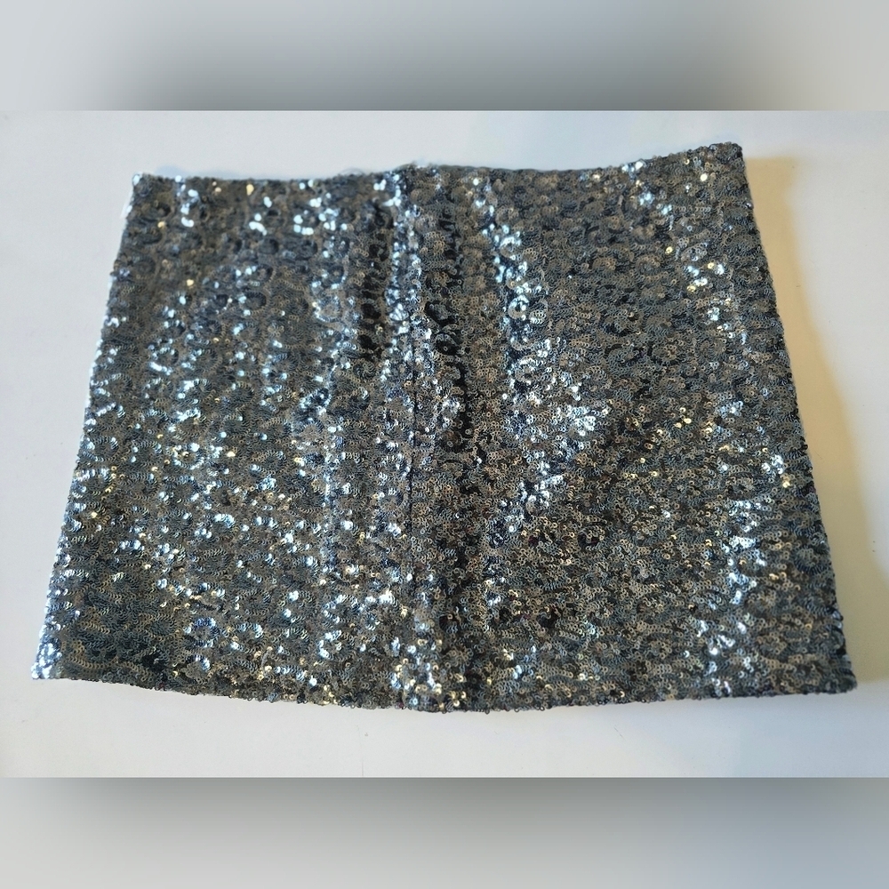Olivacious Sequin Mini Skirt M Nwt